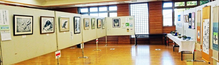 さがみ墨彩会作品展示パネル（左側）